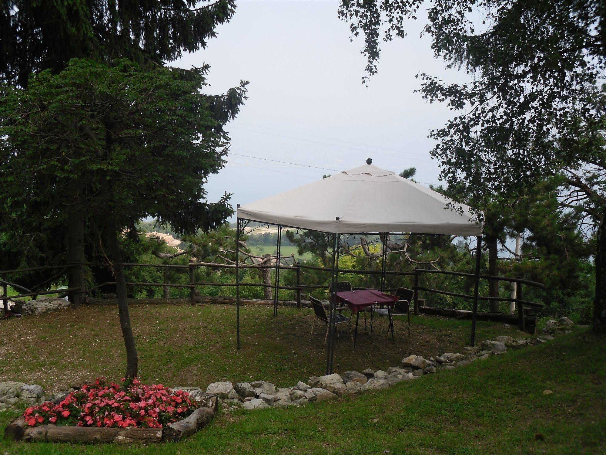 Ca Vecia Hotel Gargnano Exterior foto
